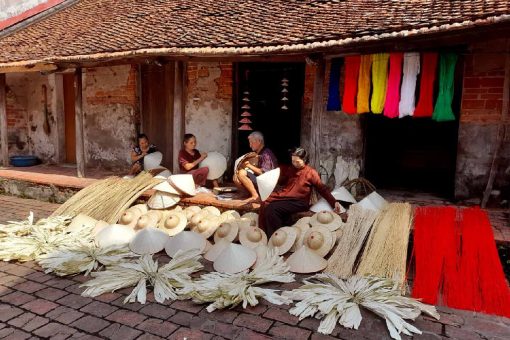 visit Chuong Conical Hat Village - Hanoi Local Tour