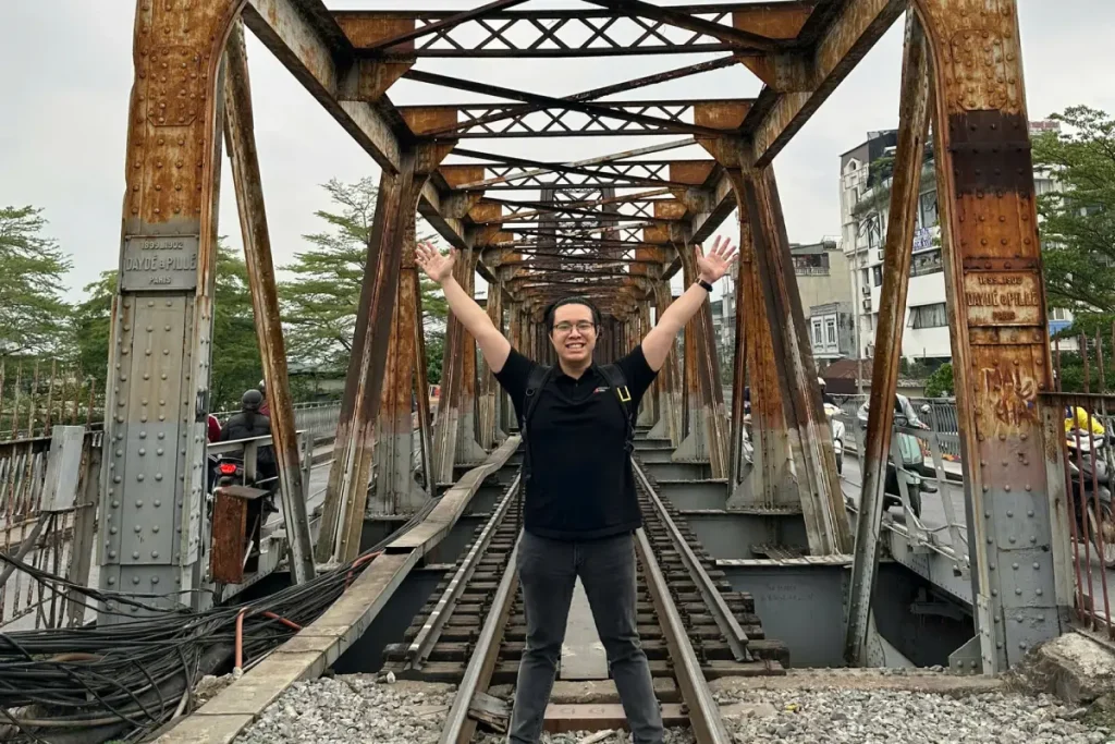visit Long Bien Station in Hanoi 5 Gates Train Journey