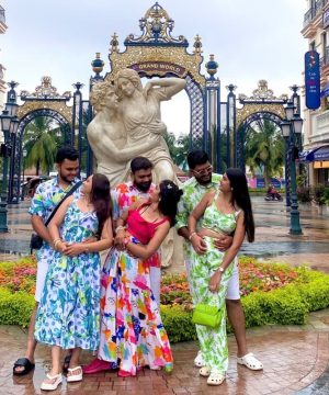 visit Ocean Park in hanoi to halong bay tour 2 days