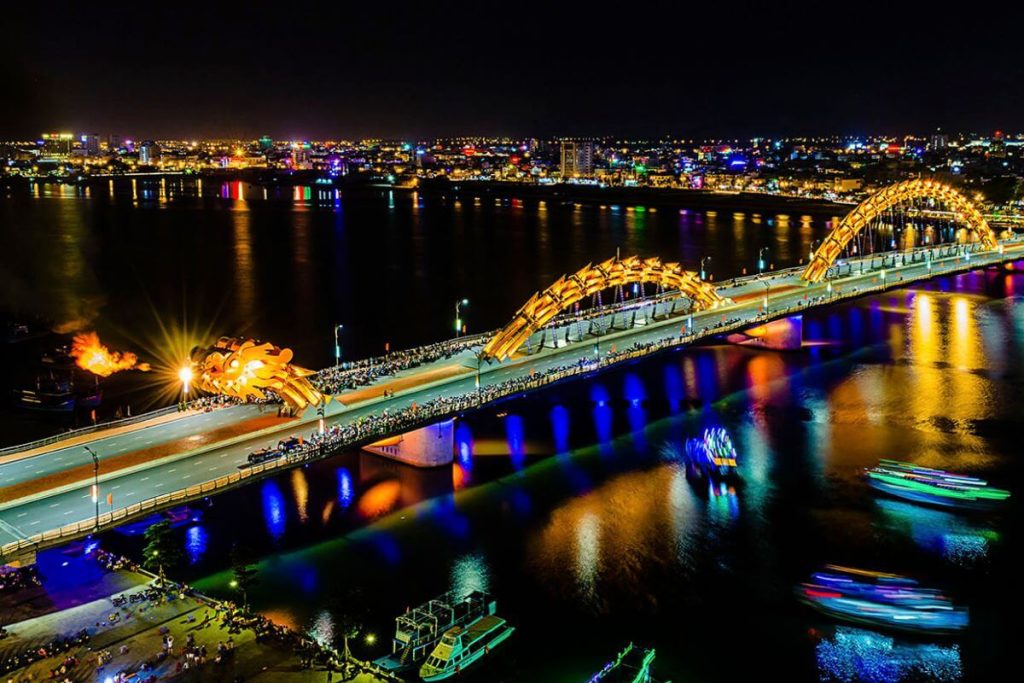 travel from danang to hanoi in luxurious train journey