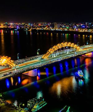 travel from danang to hanoi in luxurious train journey