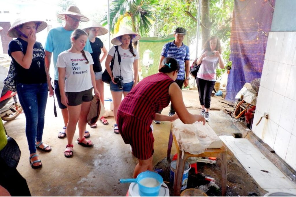 visit local families to learn how to make tofu in Vietnam - Ba Vi Eco Retreat Tour