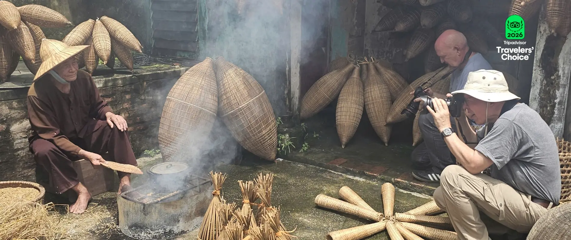 visit-thu-sy-bamboo-fish-trap-village-in-hanoi-tours